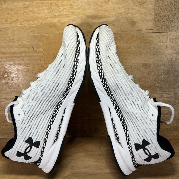 Under Armour HOVR Velociti 3 Womens Size 9 Running Shoes Sneakers White Black - Picture 6 of 12